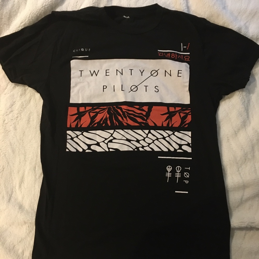 21 Pilots Tee NWOT